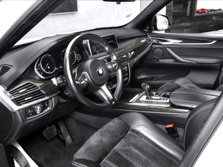 BMW X5, 2015 - pohled č. 10