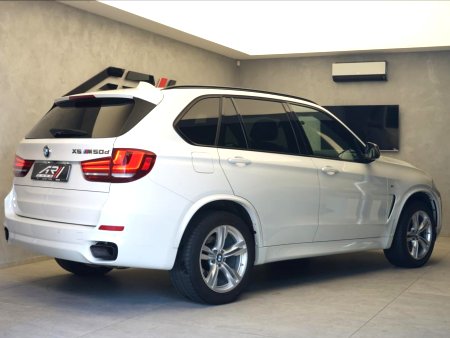 BMW X5, 2015 - pohled č. 2