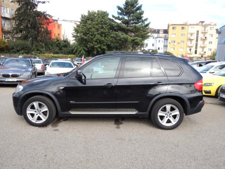 BMW X5, 2009 - pohled č. 2
