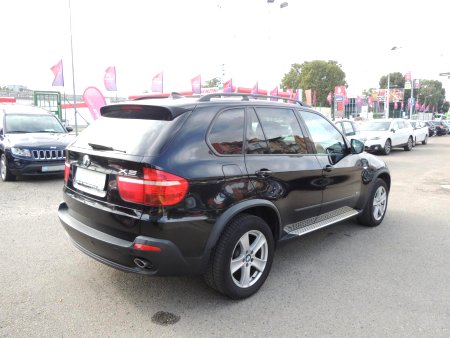 BMW X5, 2009 - pohled č. 4