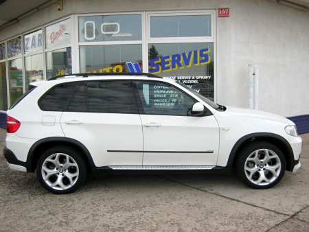 BMW X5, 2009 - pohled č. 9