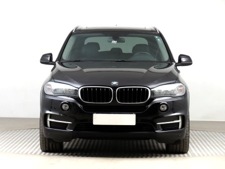 BMW X5, 2014 - pohled č. 2
