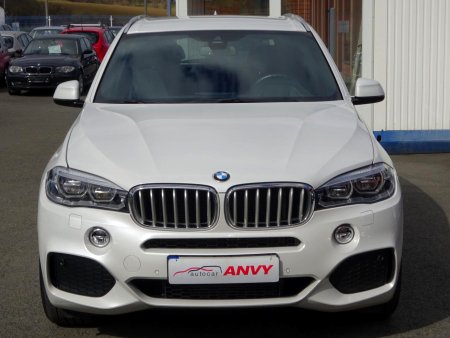 BMW X5, 2015 - pohled č. 2