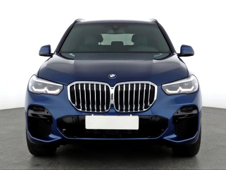 BMW X5, 2021 - pohled č. 2