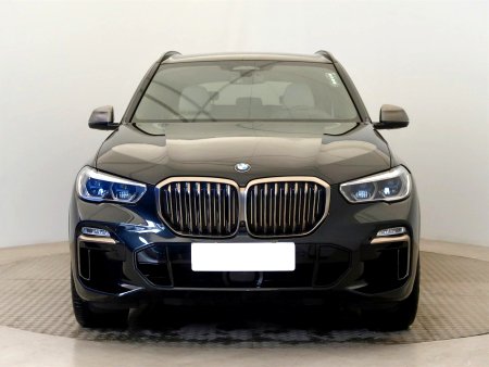 BMW X5, 2021 - pohled č. 2