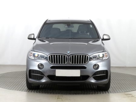 BMW X5, 2013 - pohled č. 2