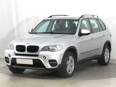 BMW X5, 2010 - pohled č. 3