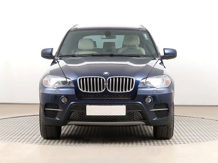 BMW X5, 2010 - pohled č. 2