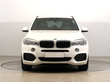 BMW X5, 2014 - pohled č. 2