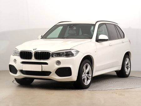 BMW X5, 2014 - pohled č. 3