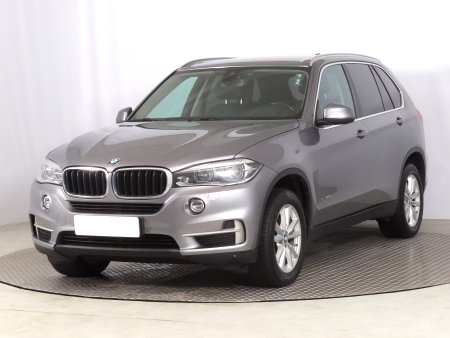 BMW X5, 2014 - pohled č. 3