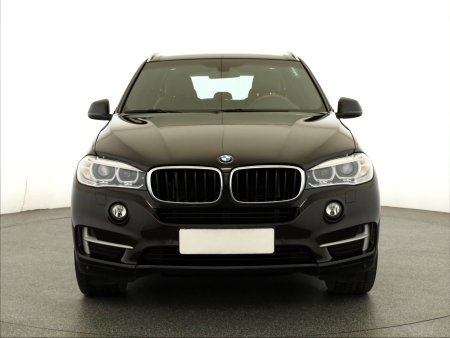 BMW X5, 2014 - pohled č. 2
