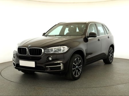 BMW X5, 2014 - pohled č. 3