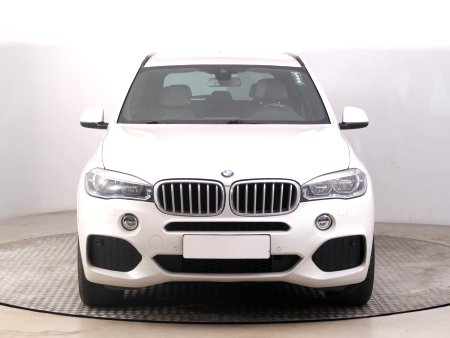 BMW X5, 2014 - pohled č. 2