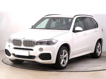 BMW X5, 2014 - pohled č. 3