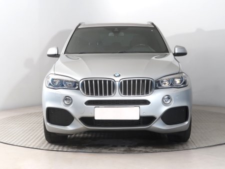 BMW X5, 2015 - pohled č. 2