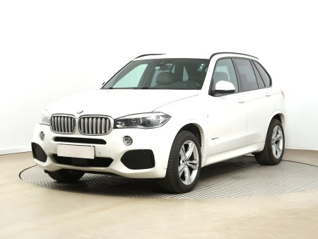 BMW X5, 2014 - pohled č. 3