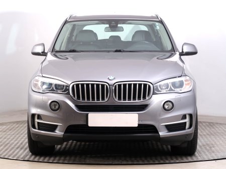 BMW X5, 2015 - pohled č. 2