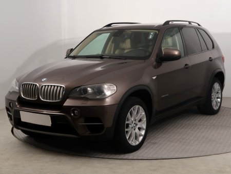 BMW X5, 2010 - pohled č. 3