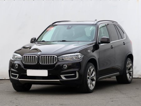 BMW X5, 2015 - pohled č. 3