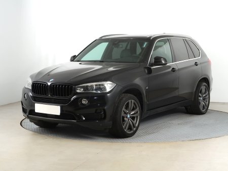 BMW X5, 2014 - pohled č. 3