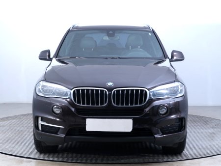 BMW X5, 2015 - pohled č. 2