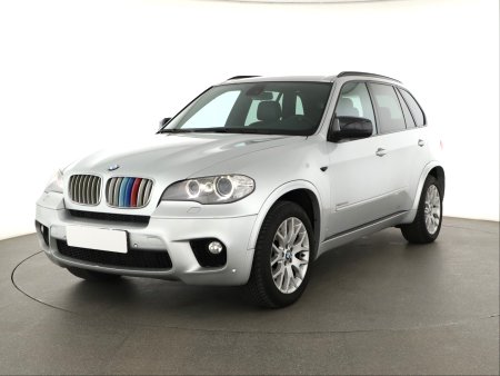 BMW X5, 2011 - pohled č. 3