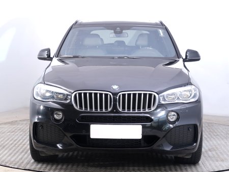 BMW X5, 2016 - pohled č. 2
