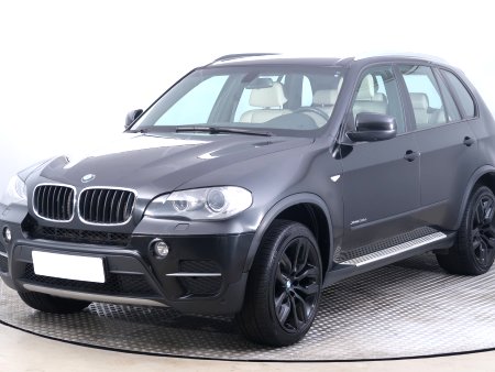 BMW X5, 2012 - pohled č. 3
