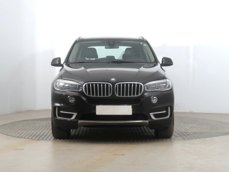 BMW X5, 2015 - pohled č. 2