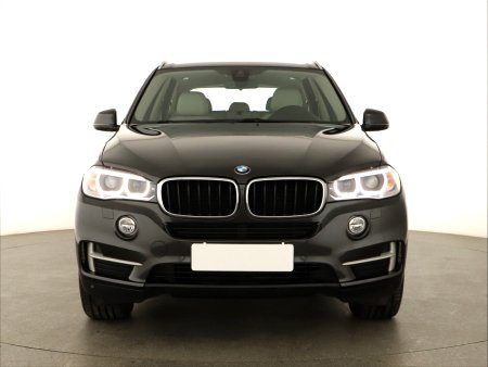 BMW X5, 2016 - pohled č. 2