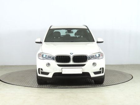 BMW X5, 2014 - pohled č. 2