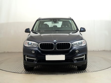 BMW X5, 2015 - pohled č. 2