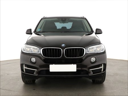 BMW X5, 2016 - pohled č. 2