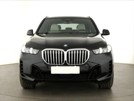 BMW X5, 2024 - pohled č. 2