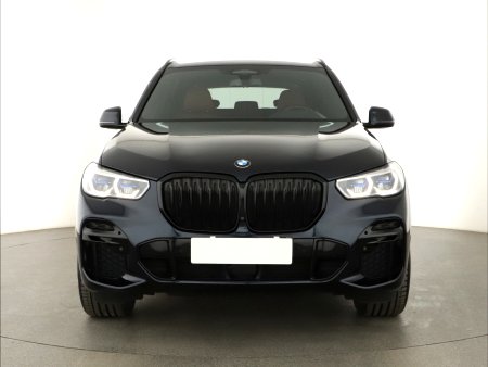 BMW X5, 2022 - pohled č. 2