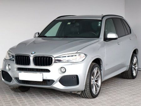 BMW X5, 2014 - pohled č. 3