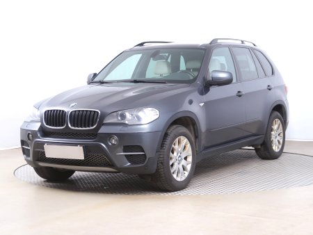 BMW X5, 2013 - pohled č. 3