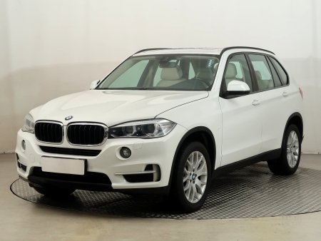 BMW X5, 2014 - pohled č. 3