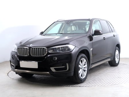 BMW X5, 2014 - pohled č. 3