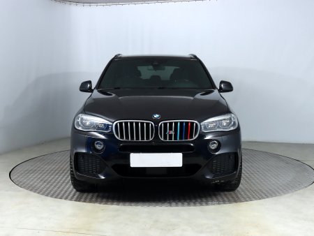BMW X5, 2016 - pohled č. 2