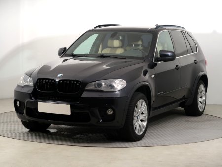 BMW X5, 2012 - pohled č. 3