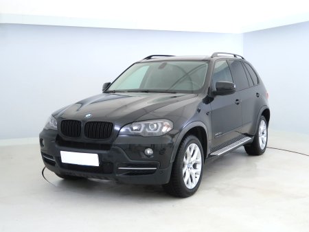 BMW X5, 2010 - pohled č. 3
