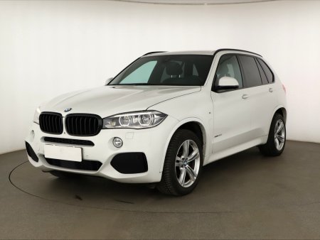 BMW X5, 2014 - pohled č. 3