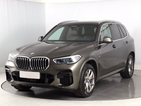BMW X5, 2022 - pohled č. 3