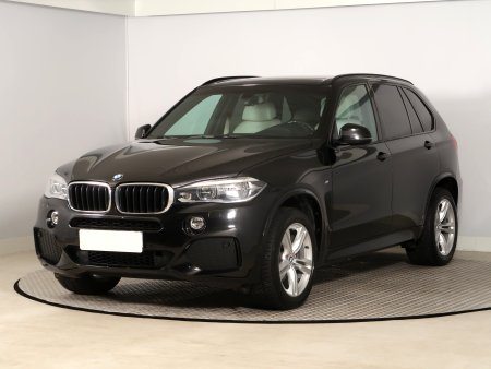 BMW X5, 2014 - pohled č. 3