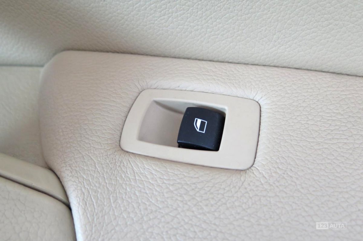 BMW X6, 2009 - pohled č. 30