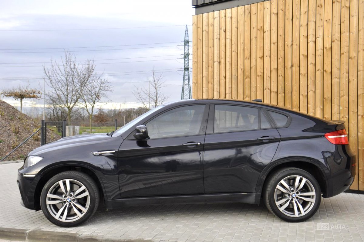 BMW X6, 2010 - pohled č. 3