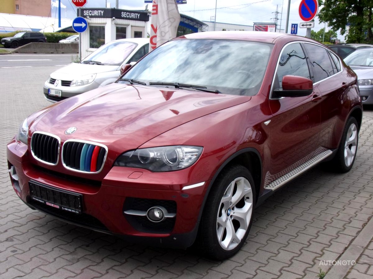 BMW X6, 2011 - pohled č. 2