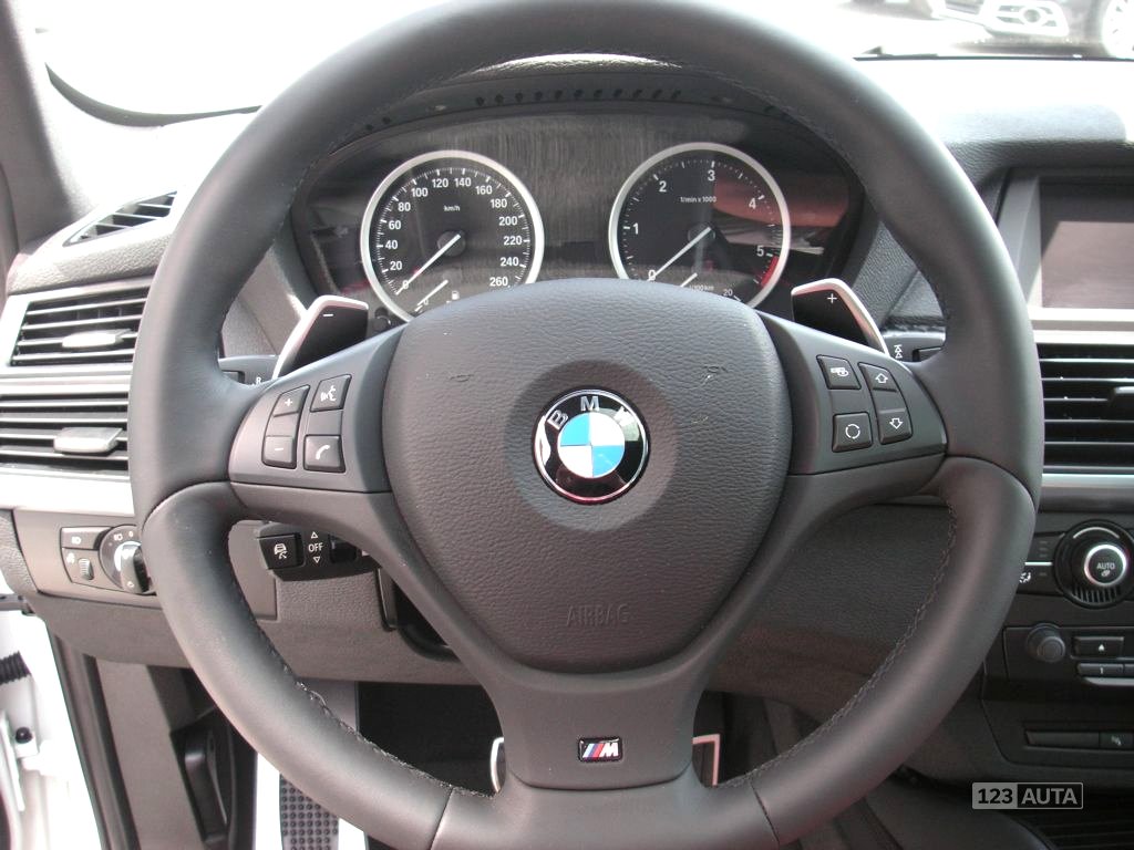 BMW X6, 2014 - pohled č. 10